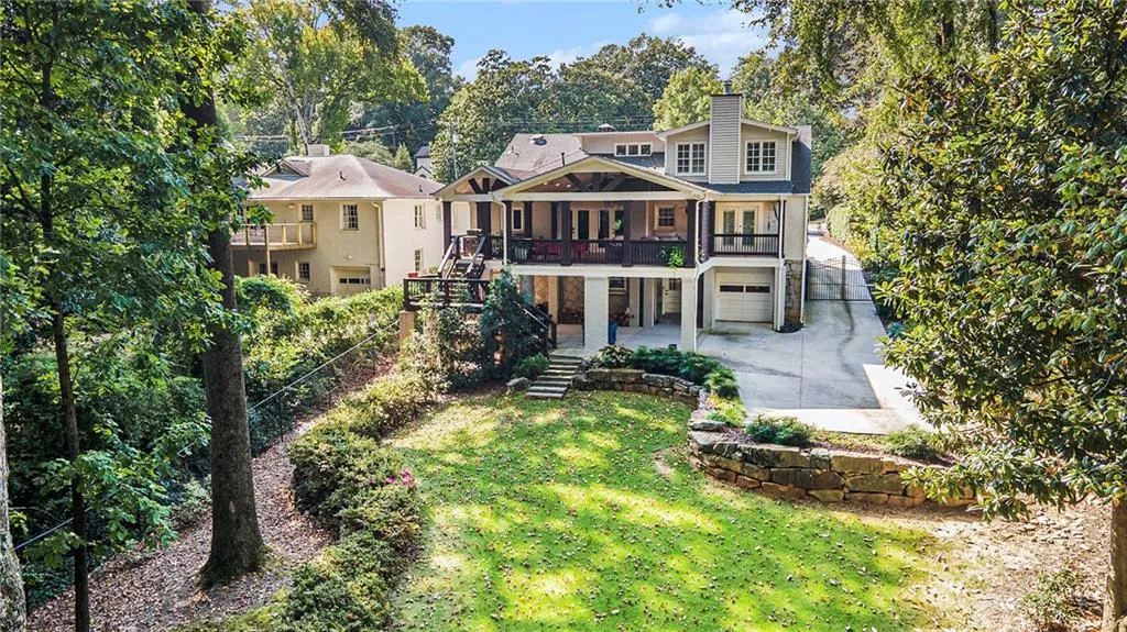 2707 Sharondale Drive Ne, Atlanta, Georgia 30305, 5 Bedrooms Bedrooms, ,5 BathroomsBathrooms,Residential,For Sale,2707 Sharondale Drive Ne,7653914