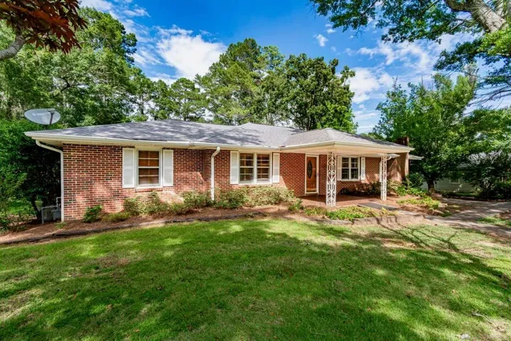 7194 Reinhardt College Parkway, Waleska, Georgia 30183