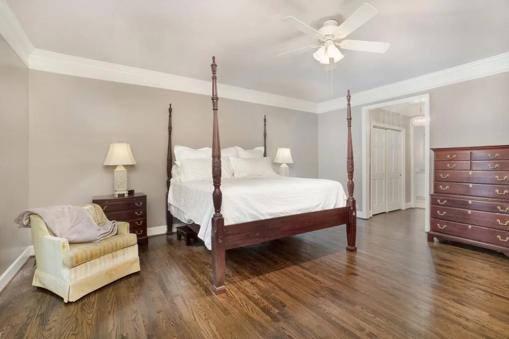 230 Huntcliff Terrace, Sandy Springs, Georgia 30350, 4 Bedrooms Bedrooms, ,4 BathroomsBathrooms,Residential,Sold,230 Huntcliff Terrace,6609458