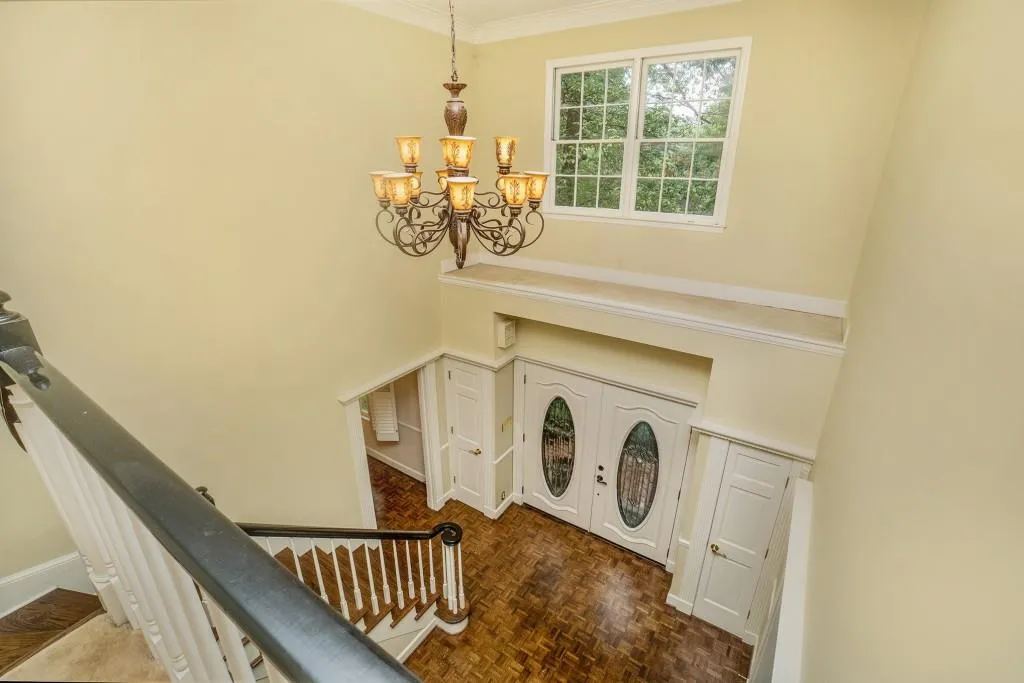 230 Huntcliff Terrace, Sandy Springs, Georgia 30350, 4 Bedrooms Bedrooms, ,4 BathroomsBathrooms,Residential,Sold,230 Huntcliff Terrace,6609458