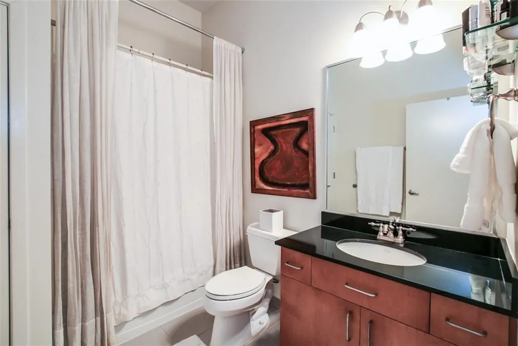 560 Dutch Valley Road Ne Unit 2403, Atlanta, Georgia 30324, 1 Bedroom Bedrooms, 0 ,1 BathroomBathrooms,Residential,For Sale,560 Dutch Valley Road Ne Unit 2403,7749833