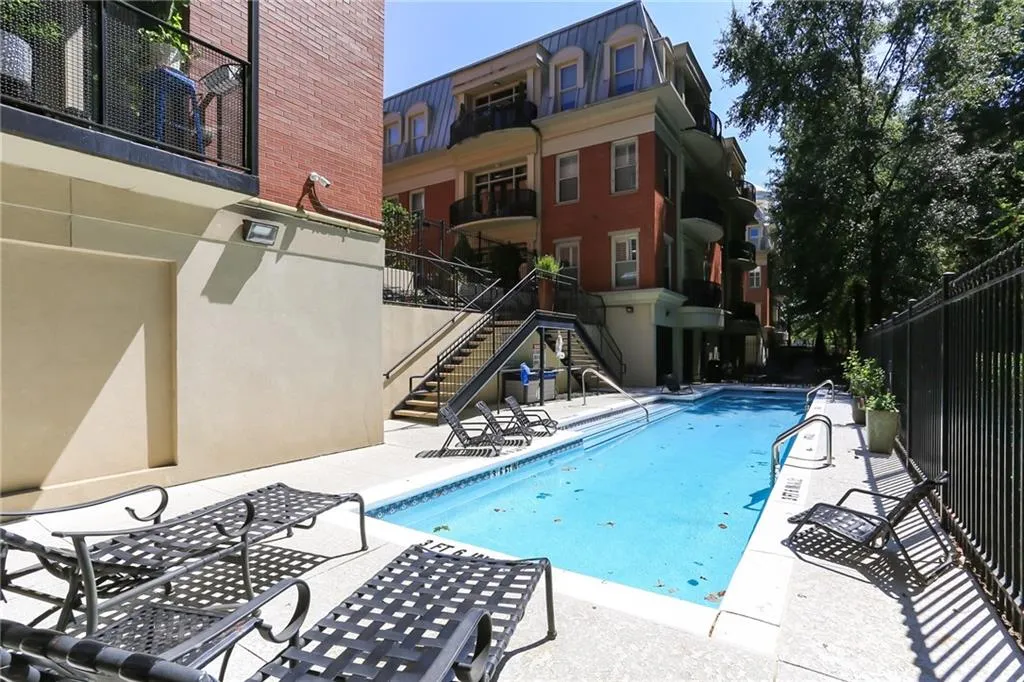 560 Dutch Valley Road Ne Unit 2403, Atlanta, Georgia 30324, 1 Bedroom Bedrooms, 0 ,1 BathroomBathrooms,Residential,For Sale,560 Dutch Valley Road Ne Unit 2403,7749833