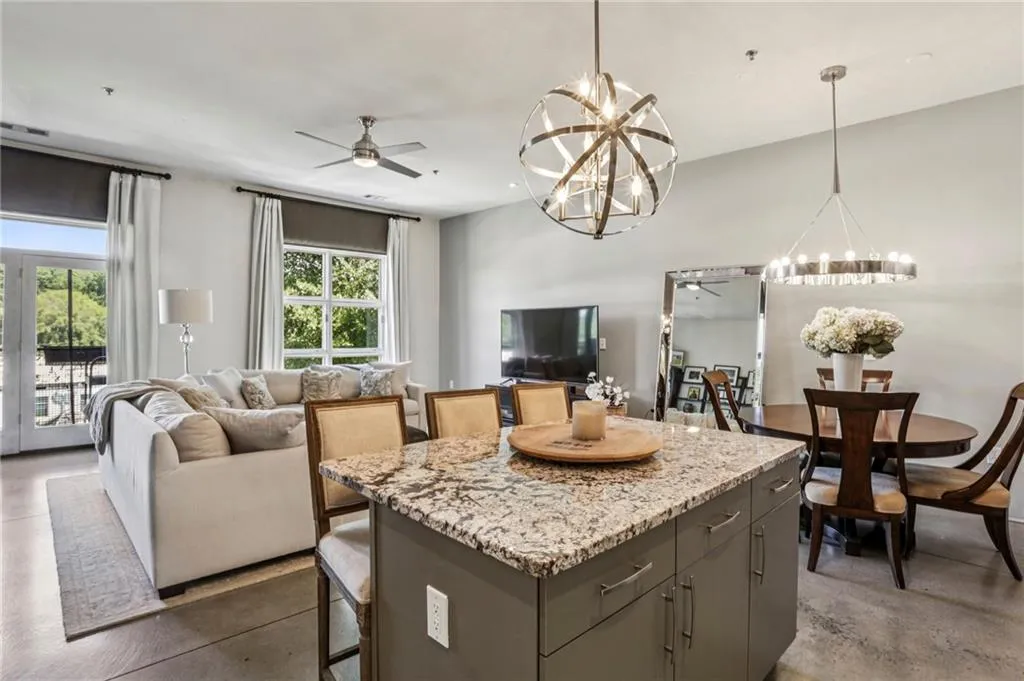 560 Dutch Valley Road Ne Unit 2403, Atlanta, Georgia 30324, 1 Bedroom Bedrooms, 0 ,1 BathroomBathrooms,Residential,For Sale,560 Dutch Valley Road Ne Unit 2403,7749833