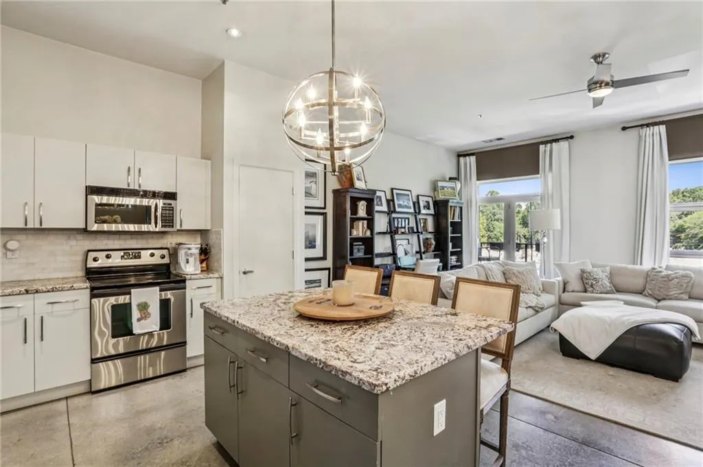 560 Dutch Valley Road Ne Unit 2403, Atlanta, Georgia 30324, 1 Bedroom Bedrooms, 0 ,1 BathroomBathrooms,Residential,For Sale,560 Dutch Valley Road Ne Unit 2403,7749833