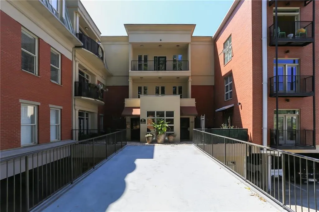560 Dutch Valley Road Ne Unit 2403, Atlanta, Georgia 30324, 1 Bedroom Bedrooms, 0 ,1 BathroomBathrooms,Residential,For Sale,560 Dutch Valley Road Ne Unit 2403,7749833