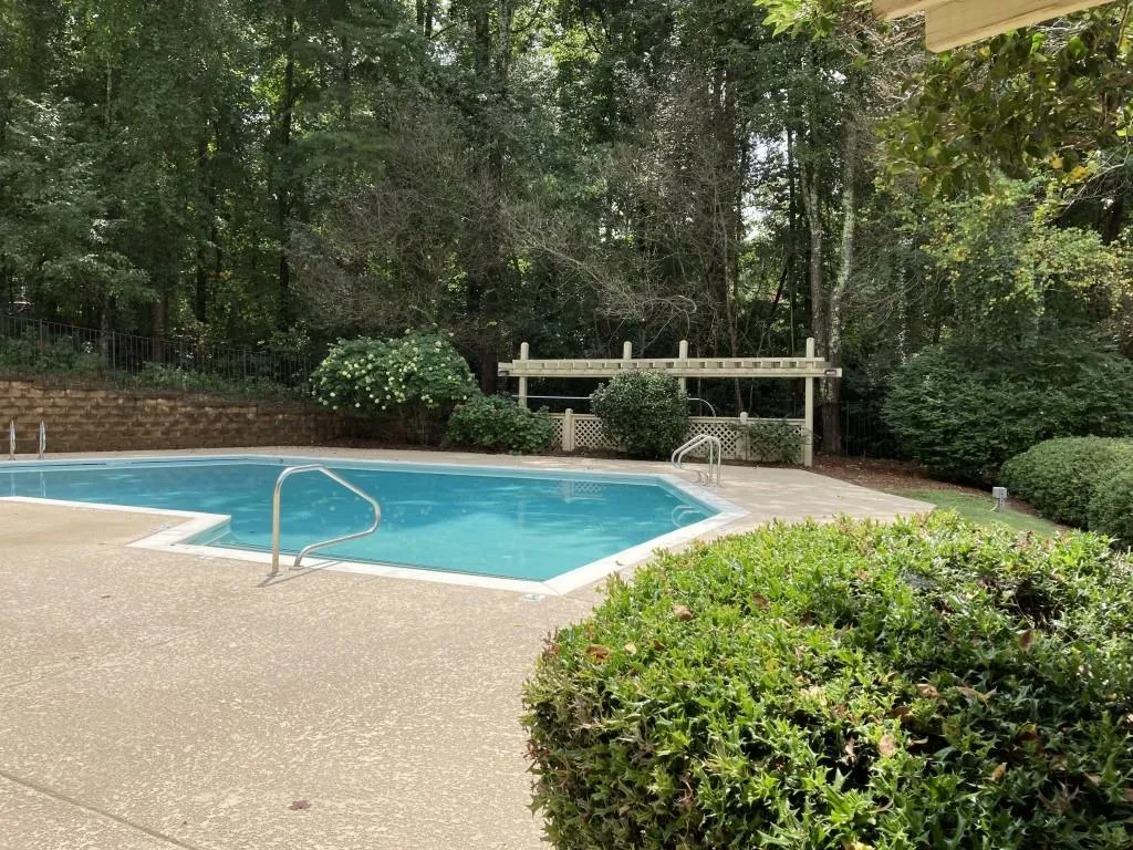 205 Woodcliff Drive, Sandy Springs, Georgia 30350, 2 Bedrooms Bedrooms, ,2 BathroomsBathrooms,Residential,Sold,205 Woodcliff Drive,6777361