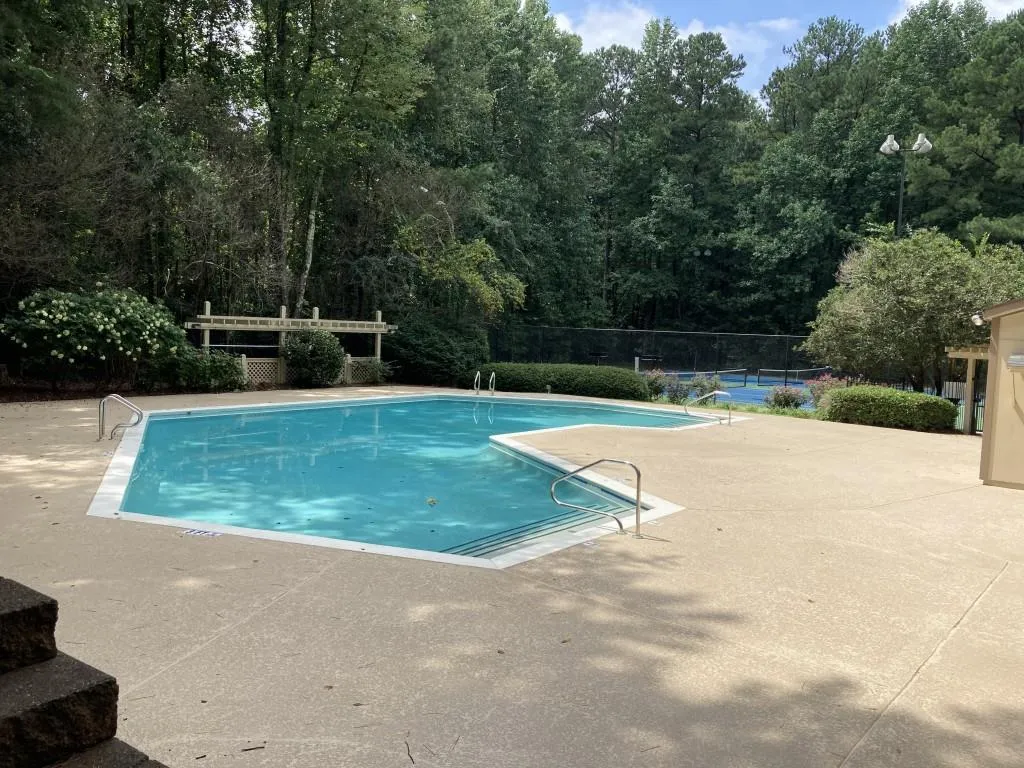 205 Woodcliff Drive, Sandy Springs, Georgia 30350, 2 Bedrooms Bedrooms, ,2 BathroomsBathrooms,Residential,Sold,205 Woodcliff Drive,6777361