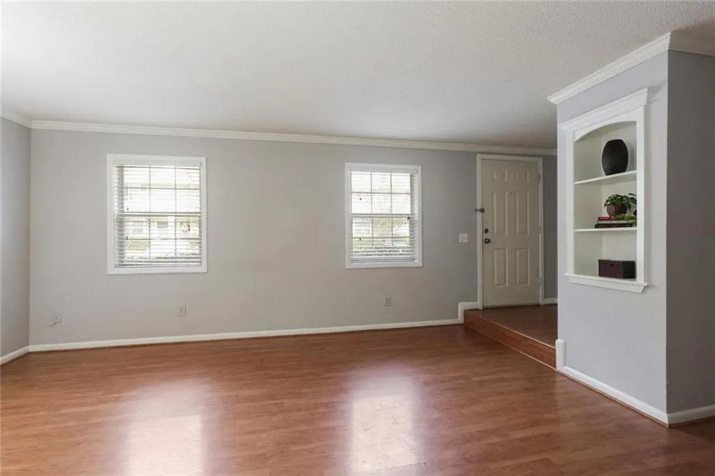 6900 Roswell Road Unit K2, Atlanta, Georgia 30328, 3 Bedrooms Bedrooms, ,2 BathroomsBathrooms,Residential,Sold,6900 Roswell Road Unit K2,6691775