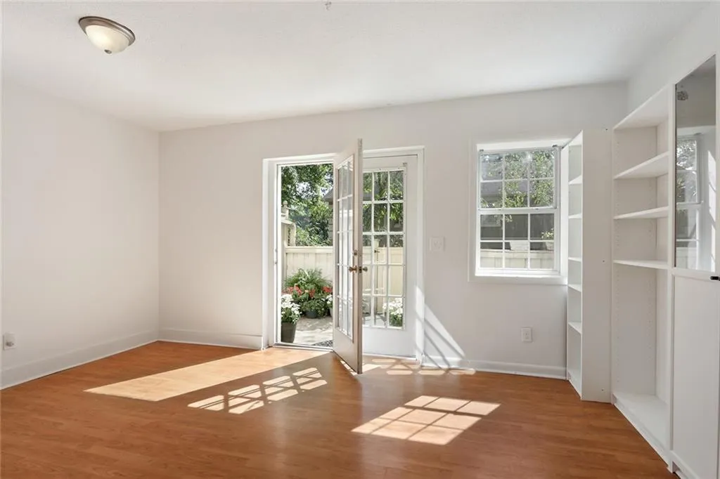 6900 Roswell Road Unit K2, Atlanta, Georgia 30328, 3 Bedrooms Bedrooms, ,2 BathroomsBathrooms,Residential,Sold,6900 Roswell Road Unit K2,6691775