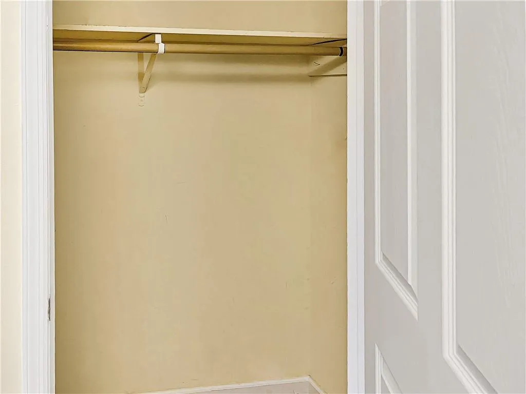 475 Ne Mount Vernon Highway Ne Unit C226, Sandy Springs, Georgia 30328, 1 Bedroom Bedrooms, ,1 BathroomBathrooms,Residential,Sold,475 Ne Mount Vernon Highway Ne Unit C226,7199995