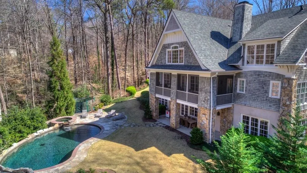 377 Tara Trail, Sandy Springs, Georgia 30327, 6 Bedrooms Bedrooms, ,6 BathroomsBathrooms,Residential,Sold,377 Tara Trail,5789055