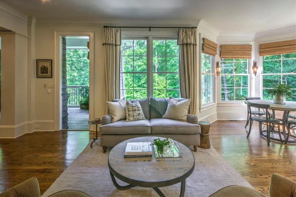 377 Tara Trail, Sandy Springs, Georgia 30327, 6 Bedrooms Bedrooms, ,6 BathroomsBathrooms,Residential,Sold,377 Tara Trail,5789055