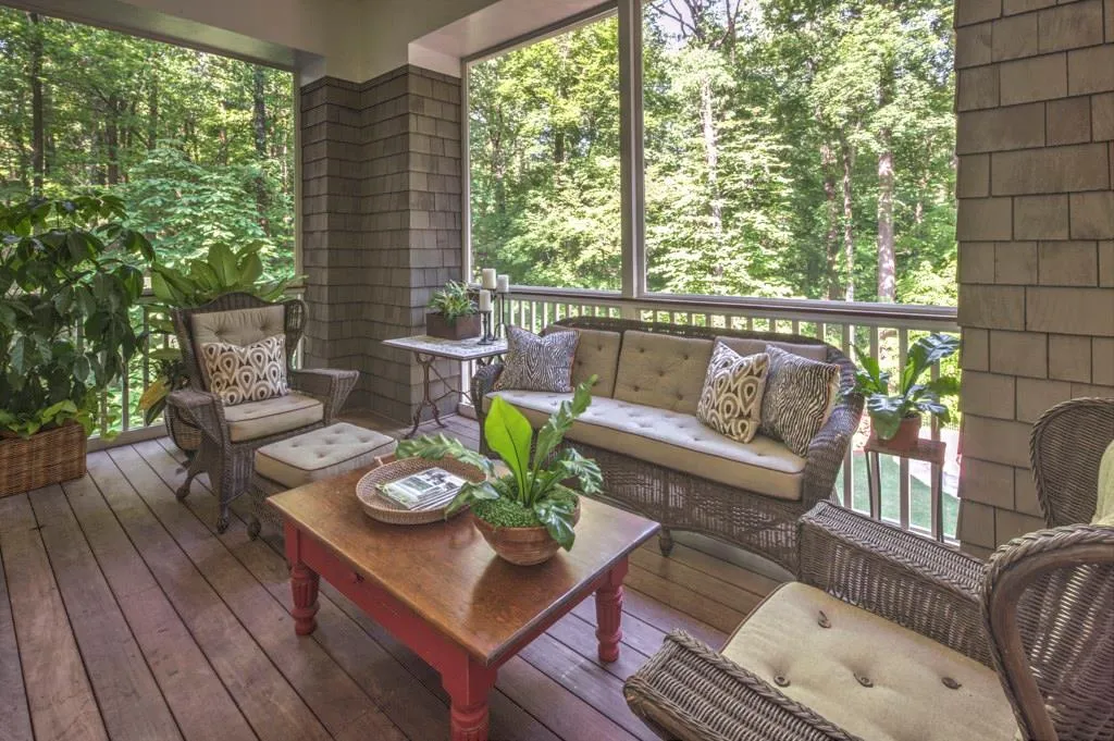377 Tara Trail, Sandy Springs, Georgia 30327, 6 Bedrooms Bedrooms, ,6 BathroomsBathrooms,Residential,Sold,377 Tara Trail,5789055