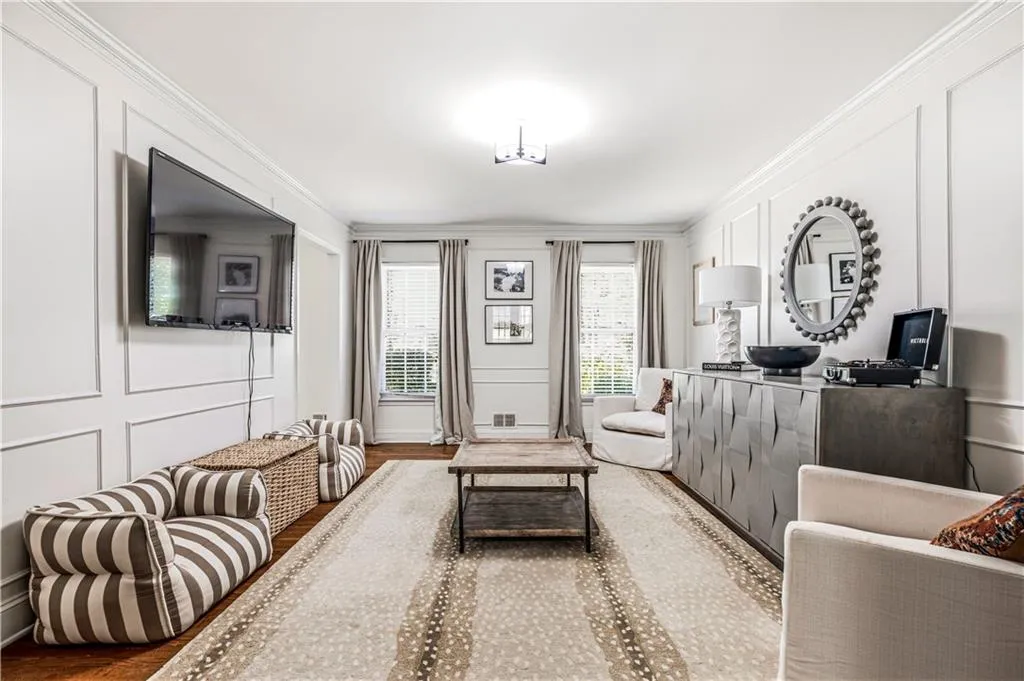7199 Dunhill Terrace, Atlanta, Georgia 30328, 4 Bedrooms Bedrooms, ,3 BathroomsBathrooms,Residential,Sold,7199 Dunhill Terrace,7721021