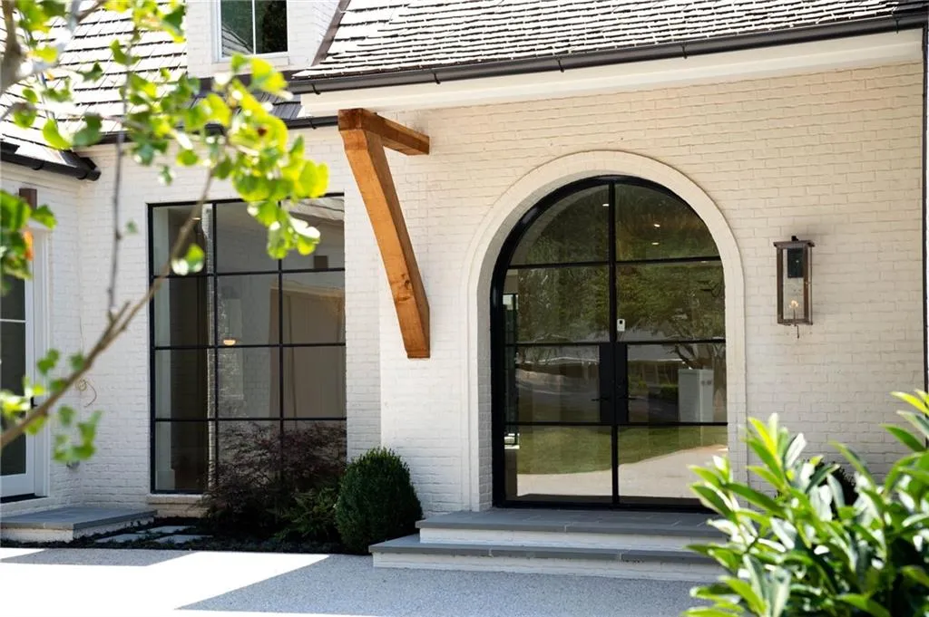 240 Danbury Lane Nw, Atlanta, Georgia 30327, 4 Bedrooms Bedrooms, ,4 BathroomsBathrooms,Residential,Sold,240 Danbury Lane Nw,7474643