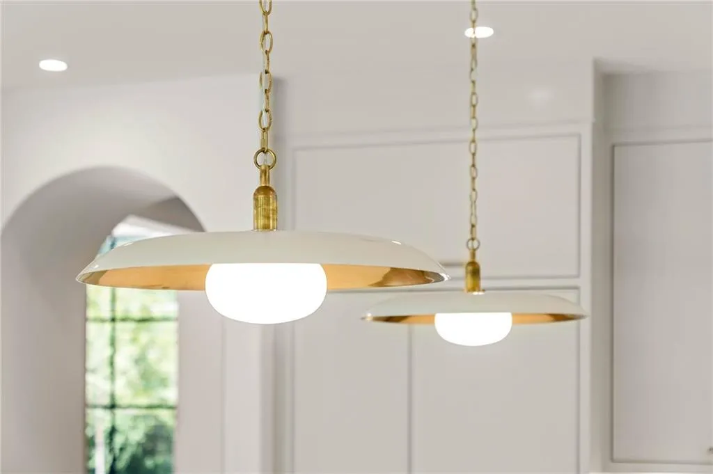 240 Danbury Lane Nw, Atlanta, Georgia 30327, 4 Bedrooms Bedrooms, ,4 BathroomsBathrooms,Residential,Sold,240 Danbury Lane Nw,7474643