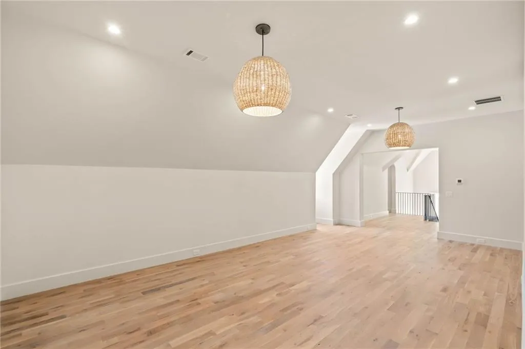 240 Danbury Lane Nw, Atlanta, Georgia 30327, 4 Bedrooms Bedrooms, ,4 BathroomsBathrooms,Residential,Sold,240 Danbury Lane Nw,7474643