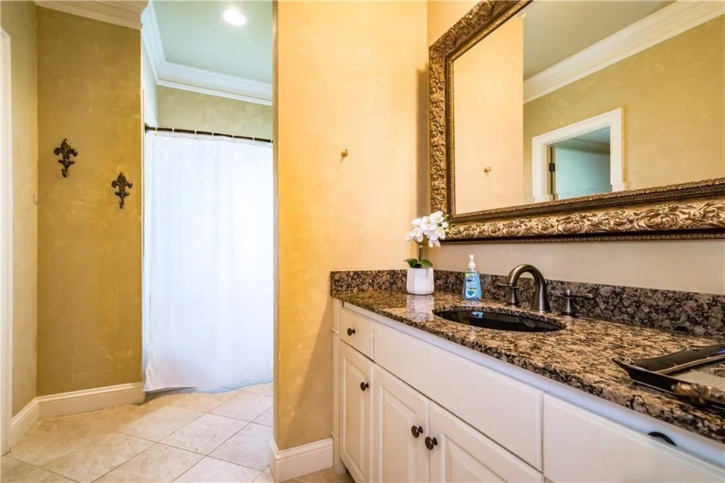 480 Riverside Parkway, Sandy Springs, Georgia 30328, 5 Bedrooms Bedrooms, ,4 BathroomsBathrooms,Residential,Sold,480 Riverside Parkway,5910284