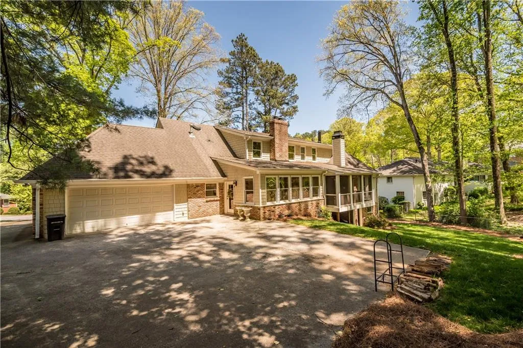 480 Riverside Parkway, Sandy Springs, Georgia 30328, 5 Bedrooms Bedrooms, ,4 BathroomsBathrooms,Residential,Sold,480 Riverside Parkway,5910284