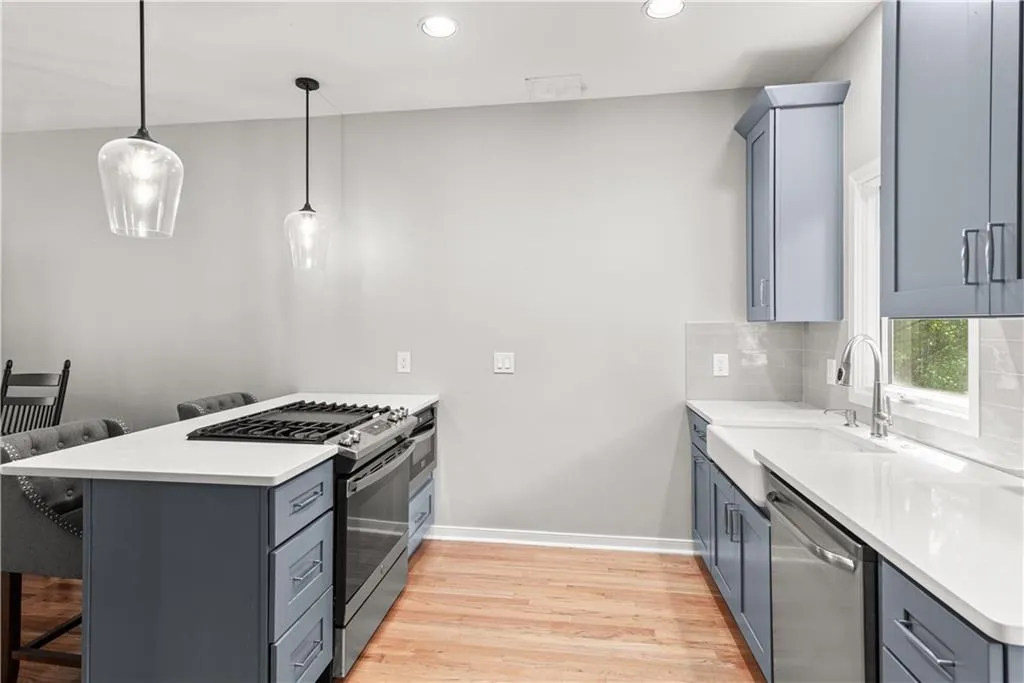 2180 Millennium Way Ne, Atlanta, Georgia 30319, 2 Bedrooms Bedrooms, ,2 BathroomsBathrooms,Residential,For Sale,2180 Millennium Way Ne,7636715