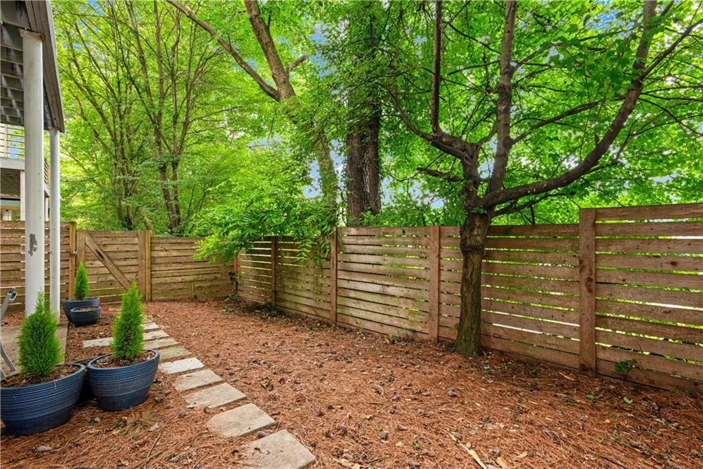 2180 Millennium Way Ne, Atlanta, Georgia 30319, 2 Bedrooms Bedrooms, ,2 BathroomsBathrooms,Residential,For Sale,2180 Millennium Way Ne,7636715