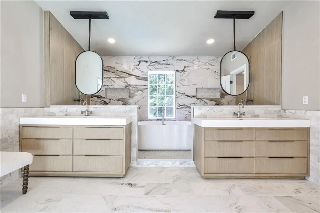 4730 Paran Valley Nw, Atlanta, Georgia 30327, 6 Bedrooms Bedrooms, ,6 BathroomsBathrooms,Residential,For Sale,4730 Paran Valley Nw,7674380