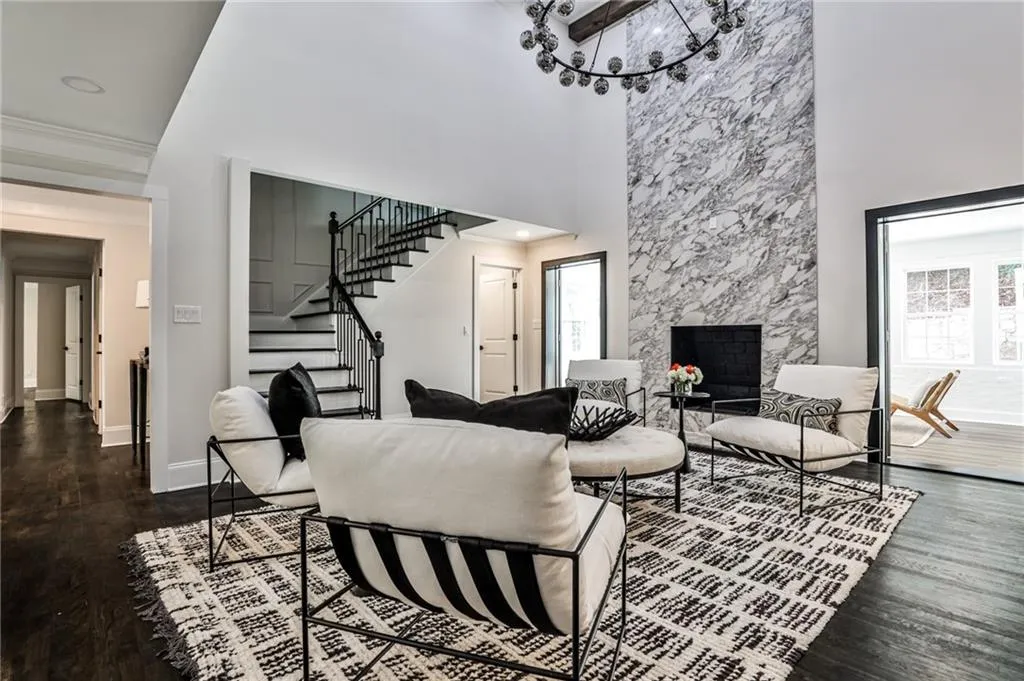 4730 Paran Valley Nw, Atlanta, Georgia 30327, 6 Bedrooms Bedrooms, ,6 BathroomsBathrooms,Residential,For Sale,4730 Paran Valley Nw,7674380