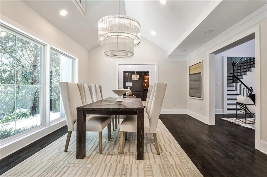 4730 Paran Valley Nw, Atlanta, Georgia 30327, 6 Bedrooms Bedrooms, ,6 BathroomsBathrooms,Residential,For Sale,4730 Paran Valley Nw,7674380