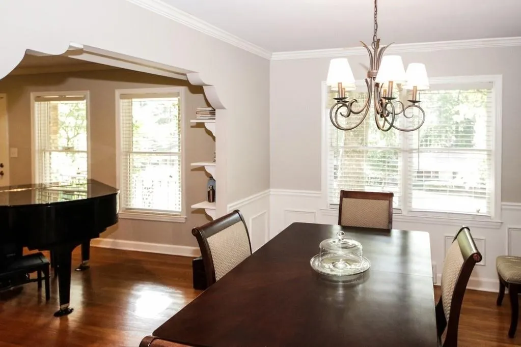 6545 Scott Valley Road, Sandy Springs, Georgia 30328, 3 Bedrooms Bedrooms, ,2 BathroomsBathrooms,Residential,Sold,6545 Scott Valley Road,6606563