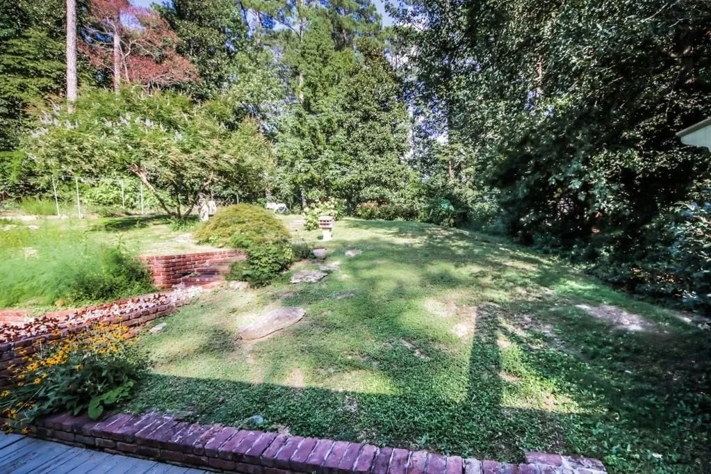 6545 Scott Valley Road, Sandy Springs, Georgia 30328, 3 Bedrooms Bedrooms, ,2 BathroomsBathrooms,Residential,Sold,6545 Scott Valley Road,6606563