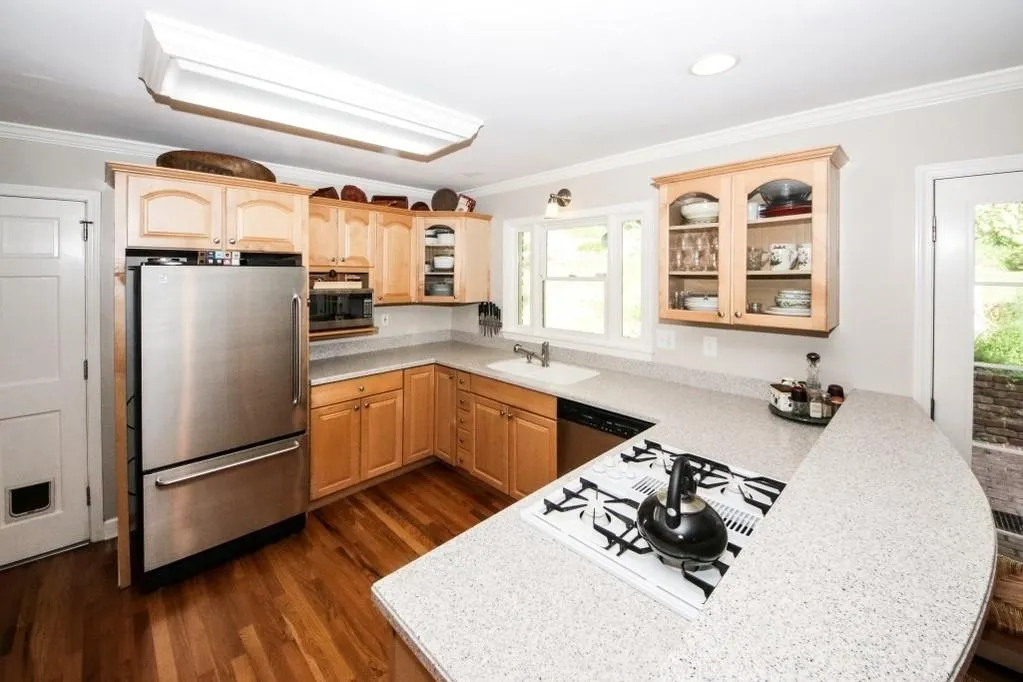 6545 Scott Valley Road, Sandy Springs, Georgia 30328, 3 Bedrooms Bedrooms, ,2 BathroomsBathrooms,Residential,Sold,6545 Scott Valley Road,6606563