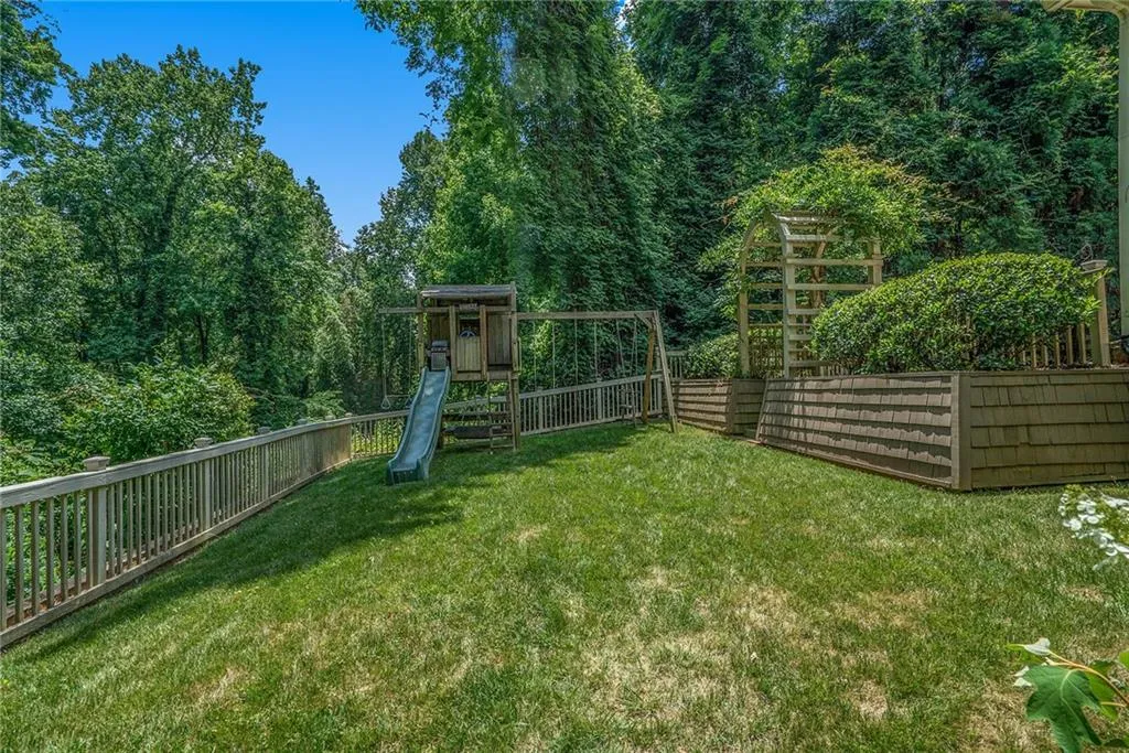 670 Mount Paran Road, Atlanta, Georgia 30327, 5 Bedrooms Bedrooms, ,4 BathroomsBathrooms,Residential,Sold,670 Mount Paran Road,6874097