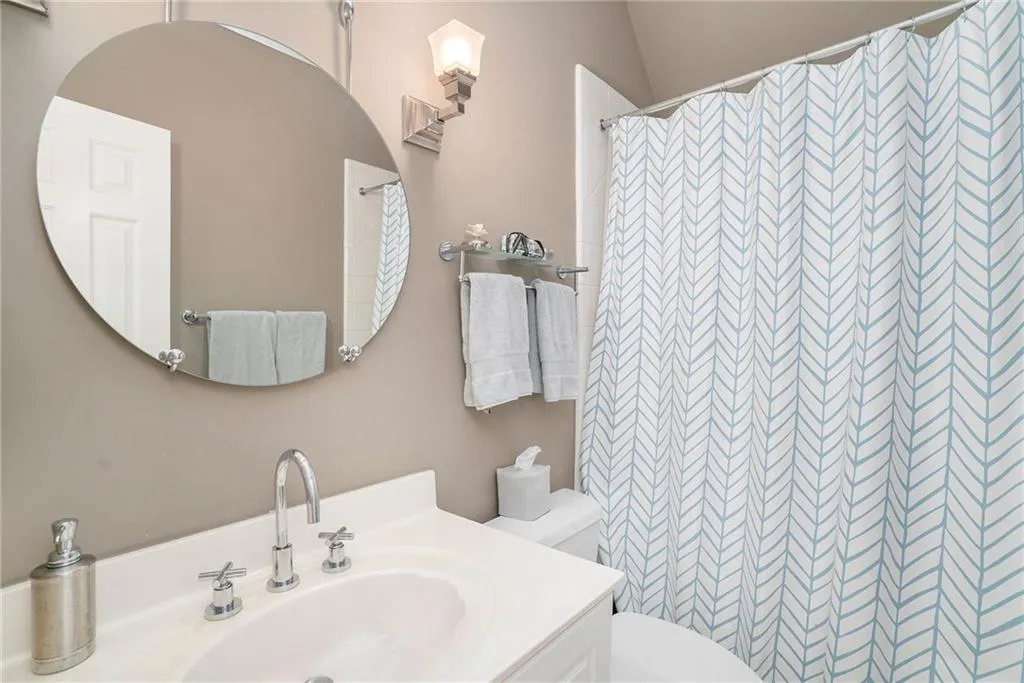 670 Mount Paran Road, Atlanta, Georgia 30327, 5 Bedrooms Bedrooms, ,4 BathroomsBathrooms,Residential,Sold,670 Mount Paran Road,6874097