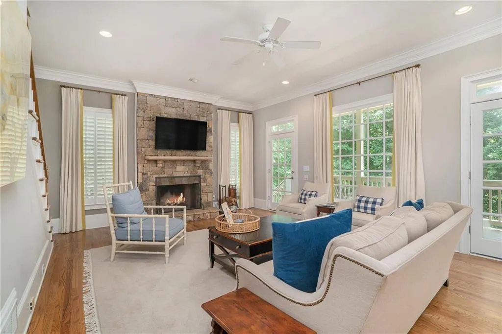 670 Mount Paran Road, Atlanta, Georgia 30327, 5 Bedrooms Bedrooms, ,4 BathroomsBathrooms,Residential,Sold,670 Mount Paran Road,6874097