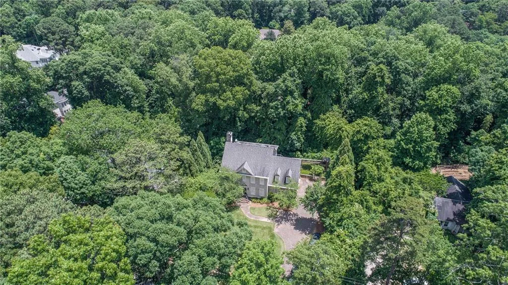 670 Mount Paran Road, Atlanta, Georgia 30327, 5 Bedrooms Bedrooms, ,4 BathroomsBathrooms,Residential,Sold,670 Mount Paran Road,6874097