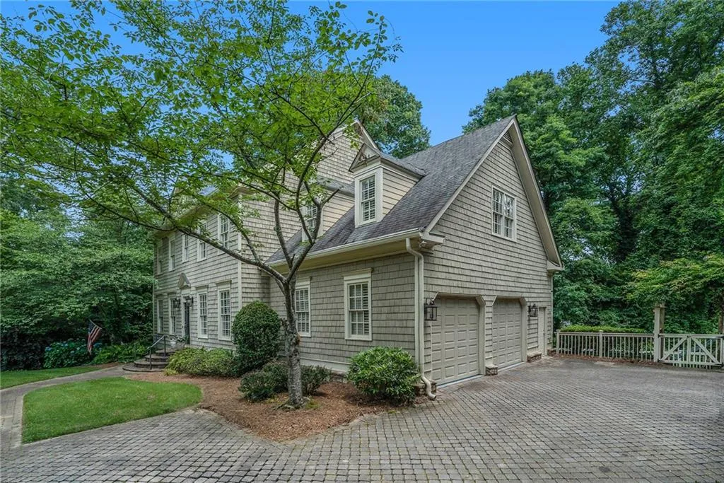 670 Mount Paran Road, Atlanta, Georgia 30327, 5 Bedrooms Bedrooms, ,4 BathroomsBathrooms,Residential,Sold,670 Mount Paran Road,6874097