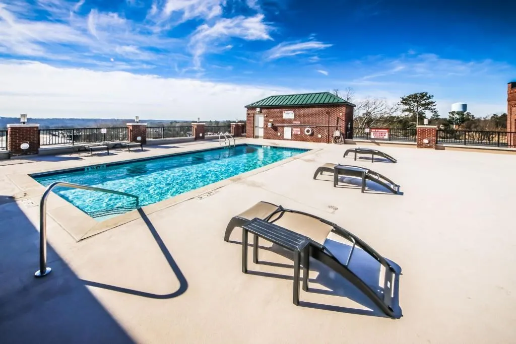 6105 Blue Stone Road Unit 101, Sandy Springs, Georgia 30328, 1 Bedroom Bedrooms, ,1 BathroomBathrooms,Residential,Sold,6105 Blue Stone Road Unit 101,6830867