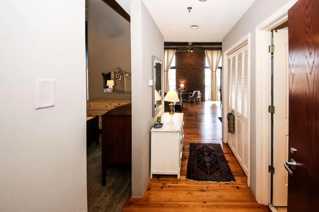 6105 Blue Stone Road Unit 101, Sandy Springs, Georgia 30328, 1 Bedroom Bedrooms, ,1 BathroomBathrooms,Residential,Sold,6105 Blue Stone Road Unit 101,6830867