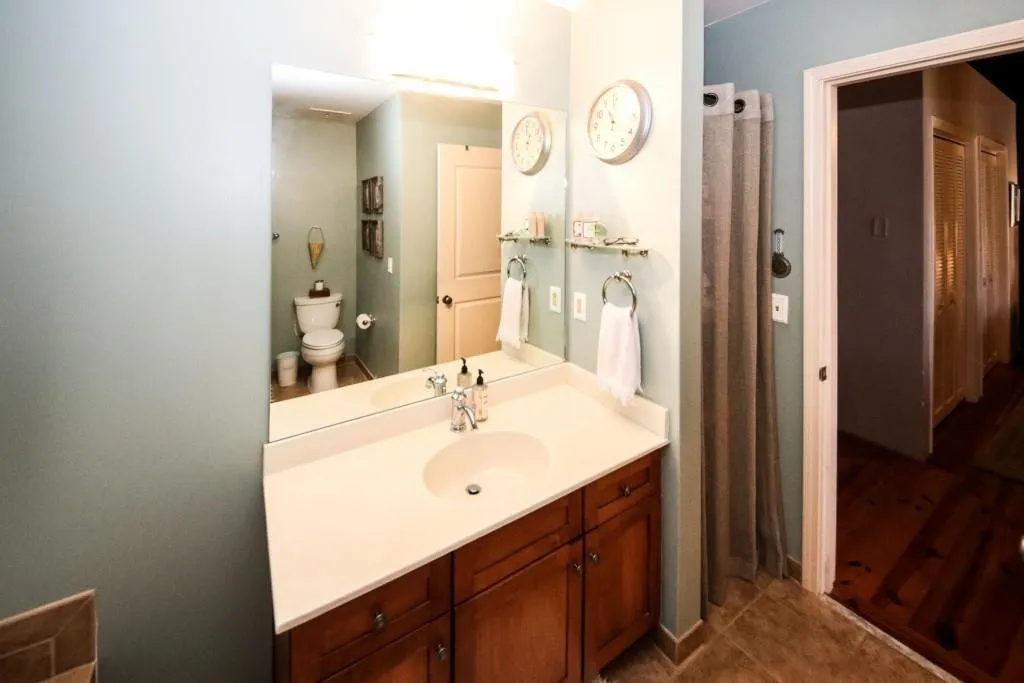 6105 Blue Stone Road Unit 101, Sandy Springs, Georgia 30328, 1 Bedroom Bedrooms, ,1 BathroomBathrooms,Residential,Sold,6105 Blue Stone Road Unit 101,6830867