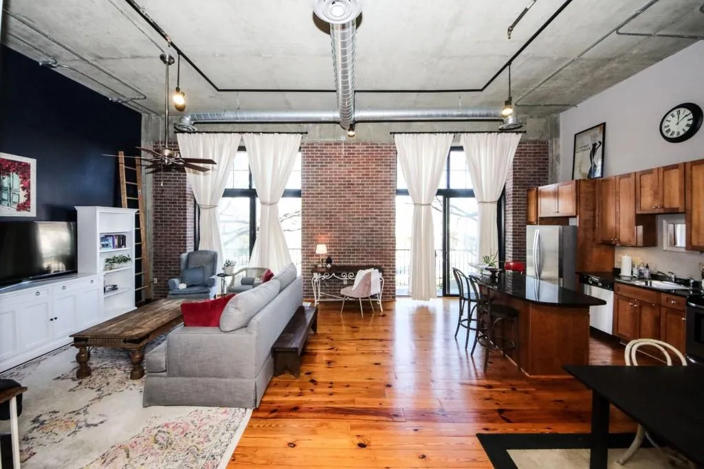 6105 Blue Stone Road Unit 101, Sandy Springs, Georgia 30328, 1 Bedroom Bedrooms, ,1 BathroomBathrooms,Residential,Sold,6105 Blue Stone Road Unit 101,6830867