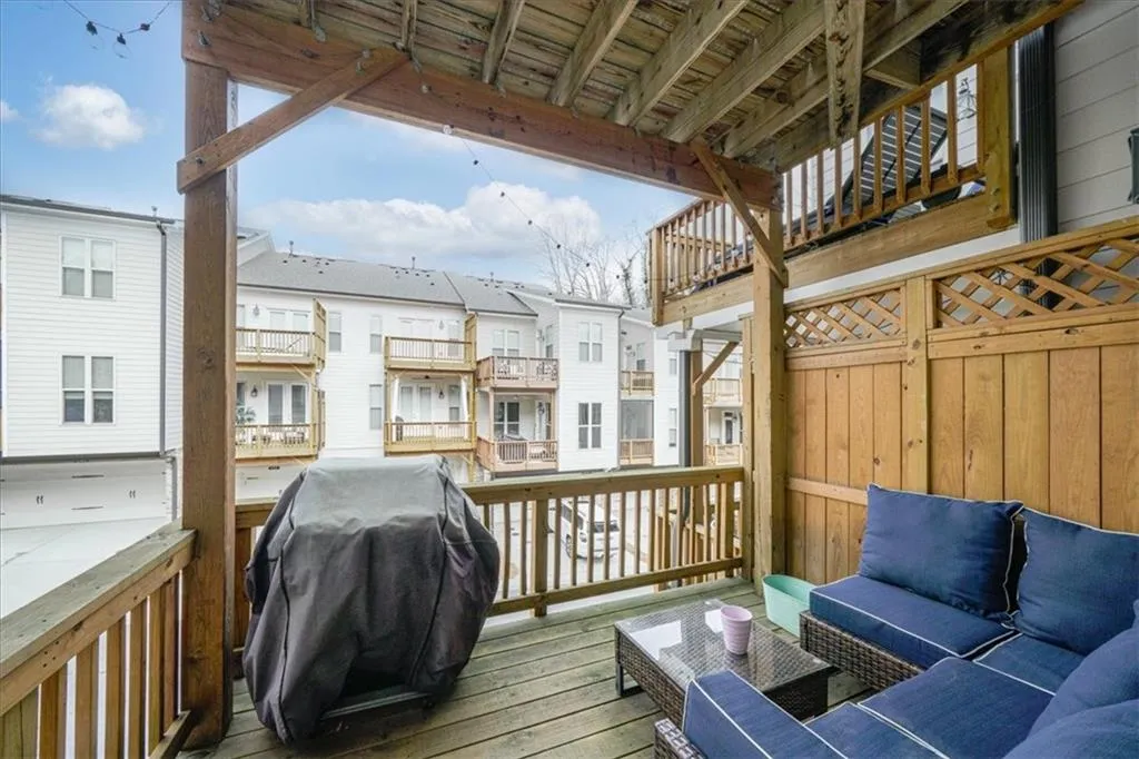 4335 Parkside Place, Atlanta, Georgia 30342, 2 Bedrooms Bedrooms, ,2 BathroomsBathrooms,Residential,For Sale,4335 Parkside Place,7662129