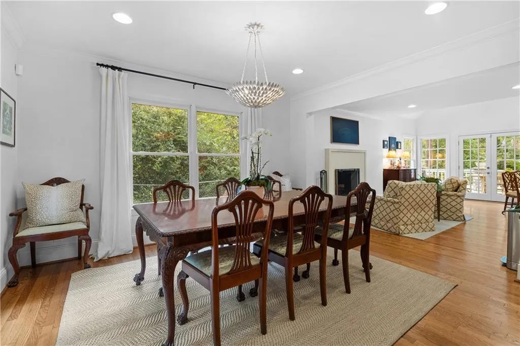 2772 Mornington Drive Nw, Atlanta, Georgia 30327, 5 Bedrooms Bedrooms, ,4 BathroomsBathrooms,Residential,For Sale,2772 Mornington Drive Nw,7665836