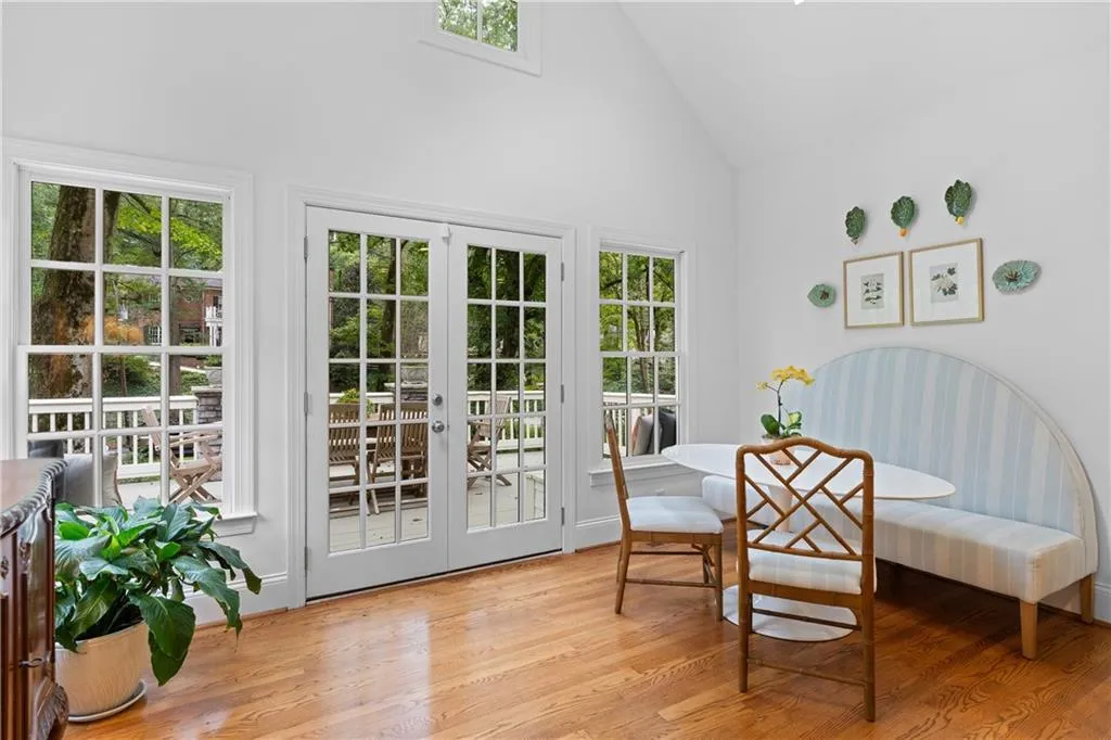 2772 Mornington Drive Nw, Atlanta, Georgia 30327, 5 Bedrooms Bedrooms, ,4 BathroomsBathrooms,Residential,For Sale,2772 Mornington Drive Nw,7665836