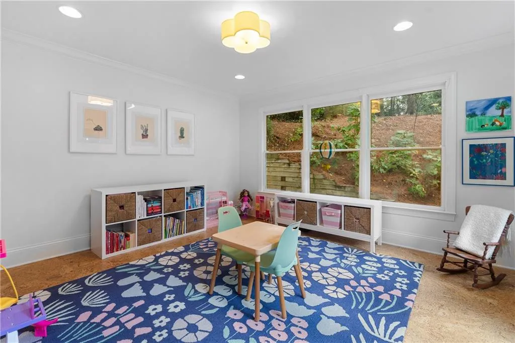 2772 Mornington Drive Nw, Atlanta, Georgia 30327, 5 Bedrooms Bedrooms, ,4 BathroomsBathrooms,Residential,For Sale,2772 Mornington Drive Nw,7665836