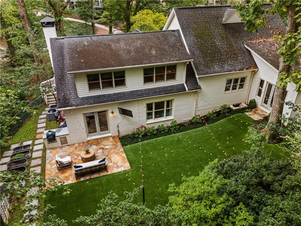 2772 Mornington Drive Nw, Atlanta, Georgia 30327, 5 Bedrooms Bedrooms, ,4 BathroomsBathrooms,Residential,For Sale,2772 Mornington Drive Nw,7665836