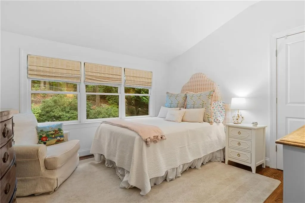 2772 Mornington Drive Nw, Atlanta, Georgia 30327, 5 Bedrooms Bedrooms, ,4 BathroomsBathrooms,Residential,For Sale,2772 Mornington Drive Nw,7665836