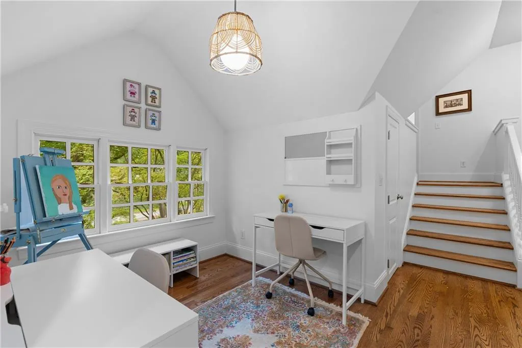 2772 Mornington Drive Nw, Atlanta, Georgia 30327, 5 Bedrooms Bedrooms, ,4 BathroomsBathrooms,Residential,For Sale,2772 Mornington Drive Nw,7665836