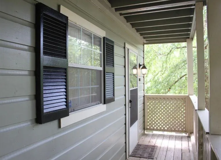 1107 Natchez Trace, Dunwoody, Georgia 30350, 2 Bedrooms Bedrooms, ,1 BathroomBathrooms,Residential,Sold,1107 Natchez Trace,5890554