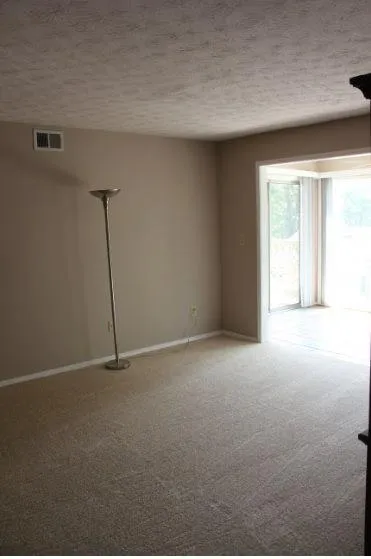 1107 Natchez Trace, Dunwoody, Georgia 30350, 2 Bedrooms Bedrooms, ,1 BathroomBathrooms,Residential,Sold,1107 Natchez Trace,5890554