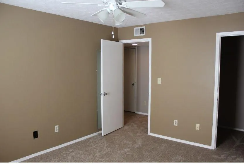 1107 Natchez Trace, Dunwoody, Georgia 30350, 2 Bedrooms Bedrooms, ,1 BathroomBathrooms,Residential,Sold,1107 Natchez Trace,5890554